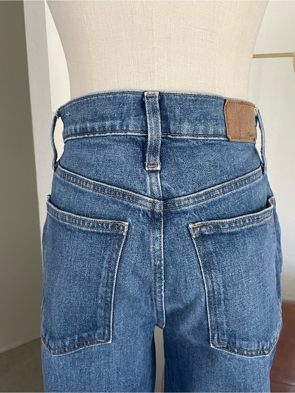 Madewell The Perfect Vintage Straight Jean Mayfield Wash Straight Jeans - Picture 9 of 14